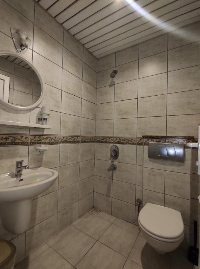 Hotel Nayla Provincia di Provincia di Istanbul Esterno foto